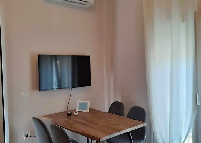 Lydia's * Триполис